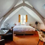 Hotel Ambassador Centre 3*