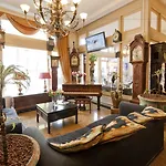 Hotel Ambassador Centre