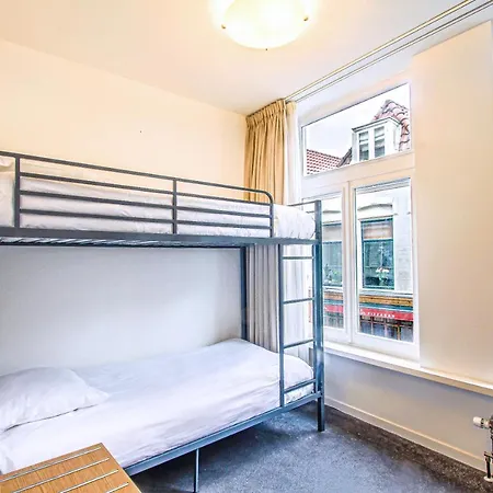 Ambassador Centre Hotel 3*