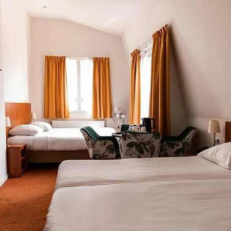 Ambassador Centre 3* Χάαρλεμ