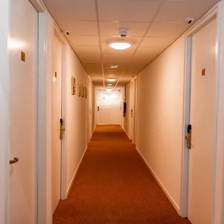 Ambassador Centre Отель Гарлем