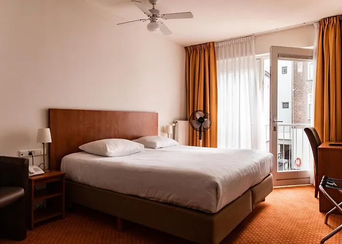 Ambassador Centre 3* Haarlem