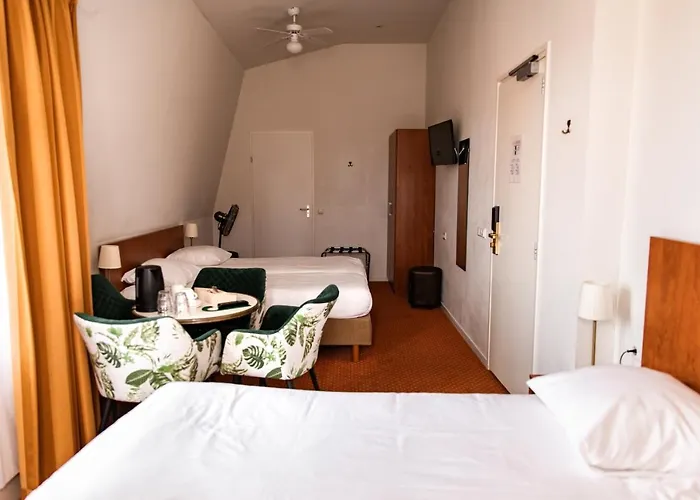 Hotel Ambassador Centre