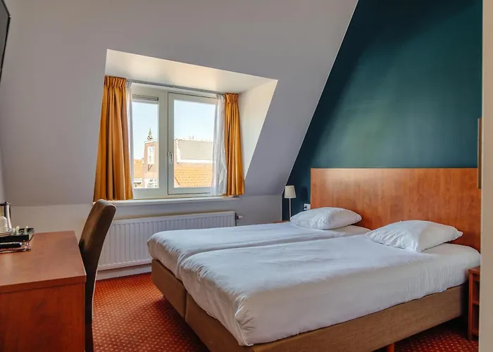 Hotel Ambassador Centre 3*