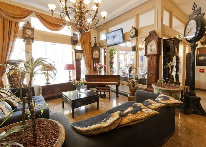 Hotel Ambassador Centre