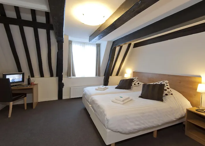 Ambassador Centre Hotel